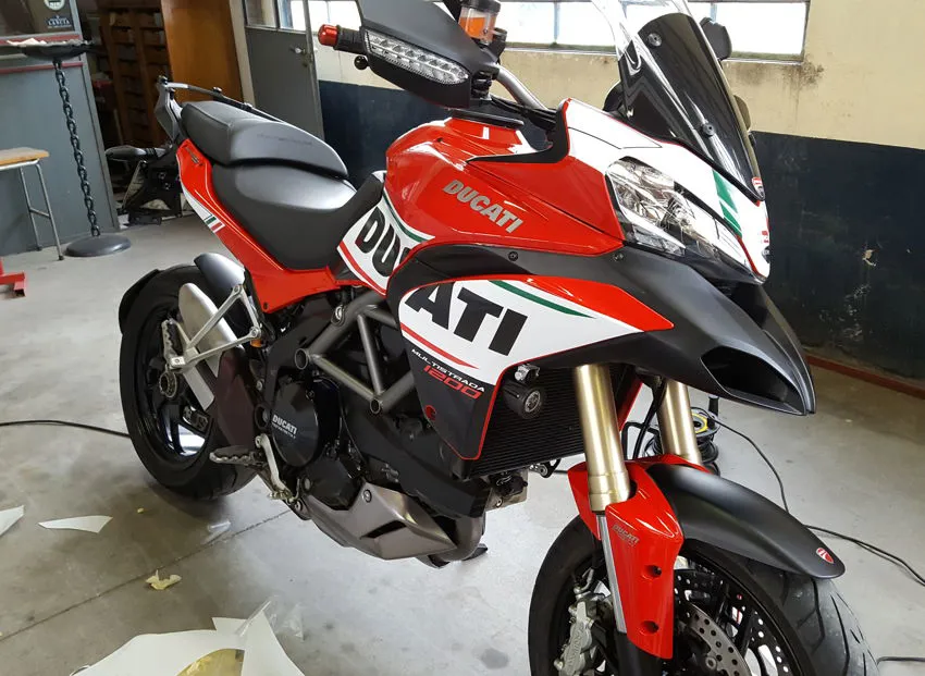 Decorazione moto