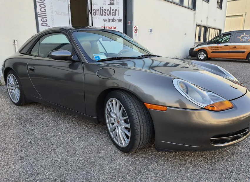 wrapping Porsche