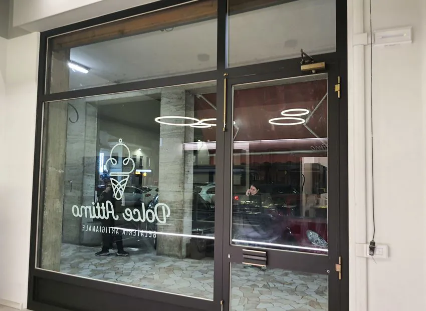 cambio colore serramento